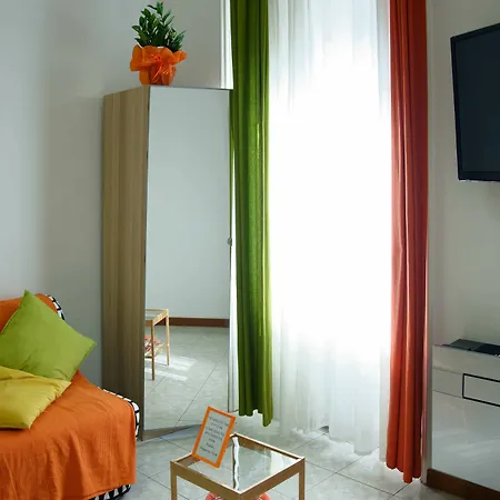 Bed & Breakfast Innperfect Station 3*